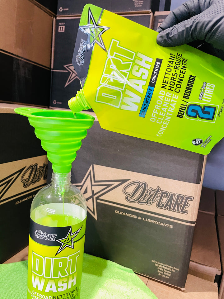 Dirt-Care Pop-Up Silicone Funnel