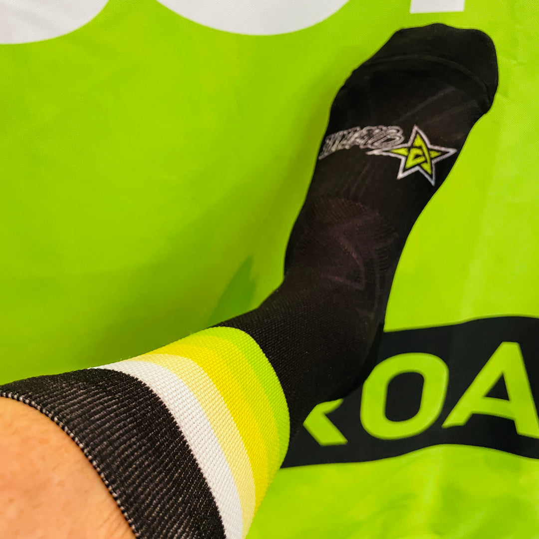 Dirt-Care Athletic Crew Socks – Retro Stripe